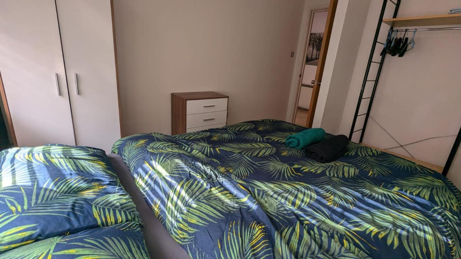 Spacious 2 Bed Apartment In Manchester City Centre Exterior photo